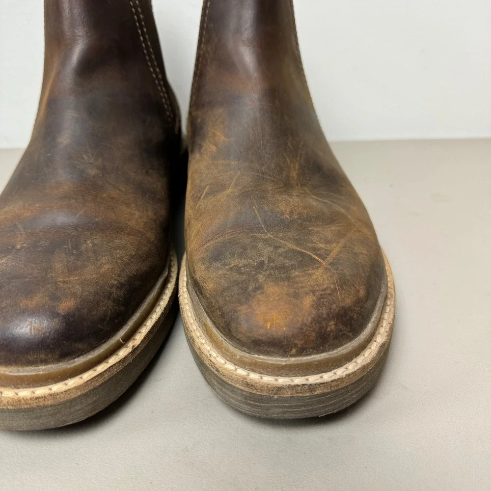 Clarks Clarkdale Easy Chelsea Boot Men 8.5 Beeswax Brown Leather Pull On‎